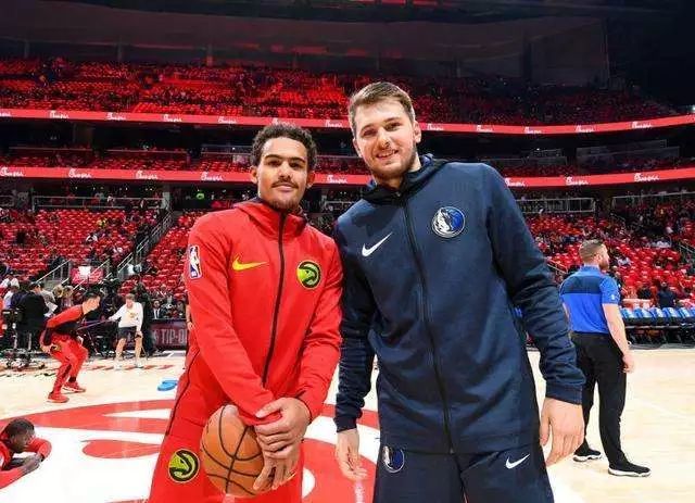 麻将中盘怎么调整思路（中盘打麻将该如何调整思路）